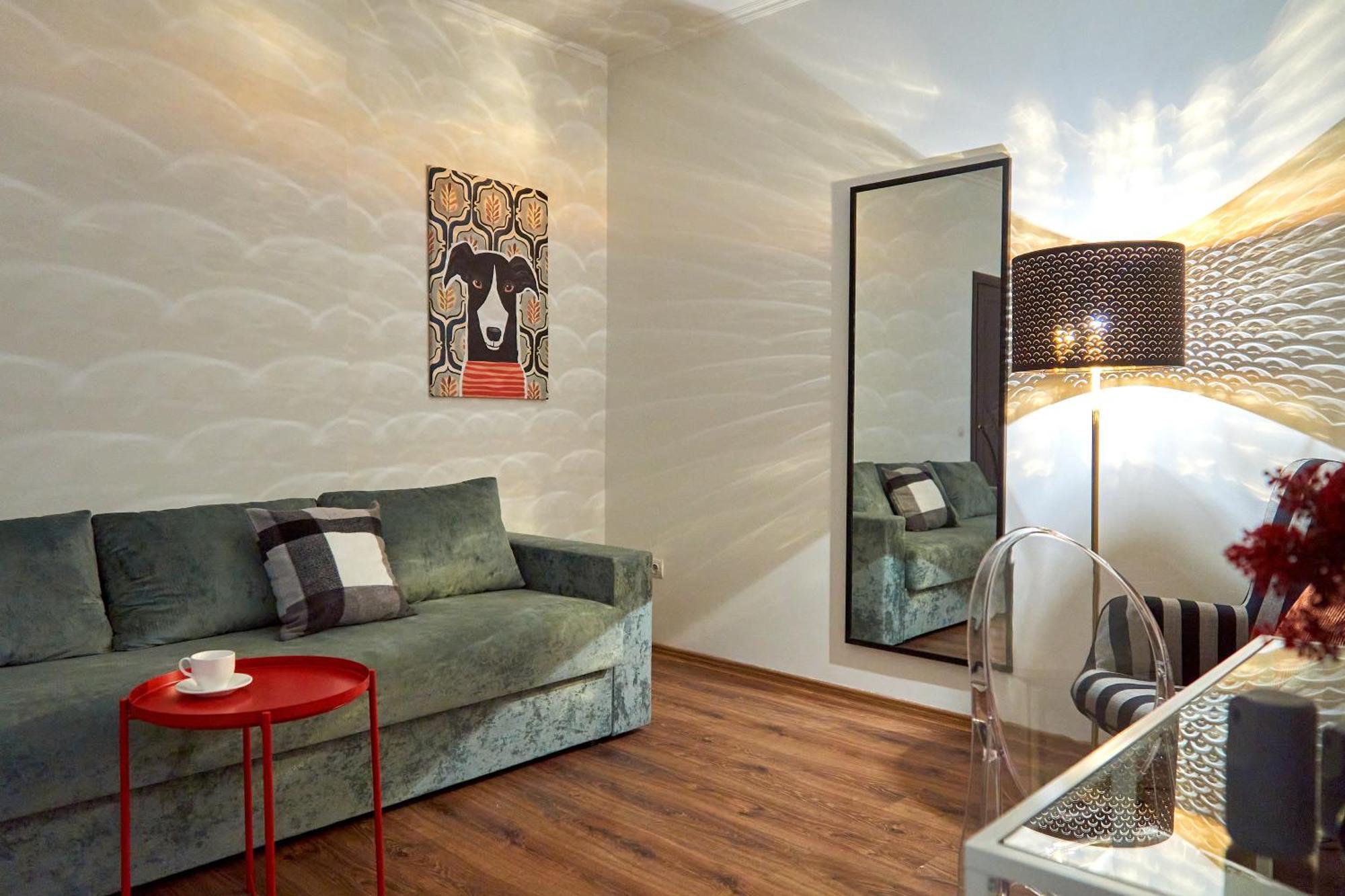 Apartment яскраві сучасні для молодих та активних *