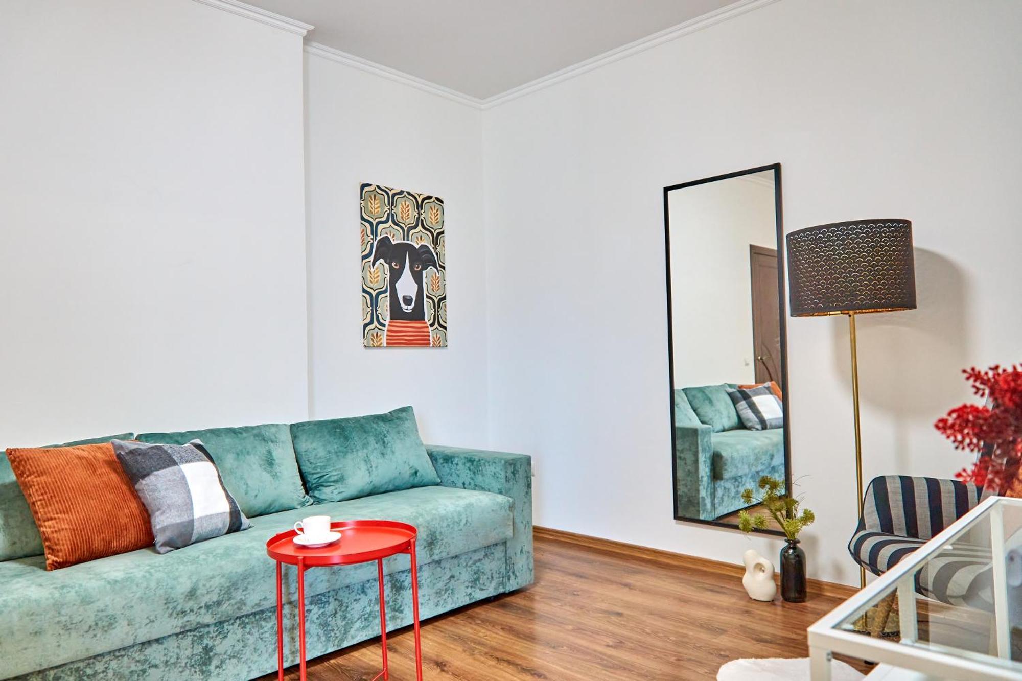 Apartment яскраві сучасні для молодих та активних Mukatschewo
