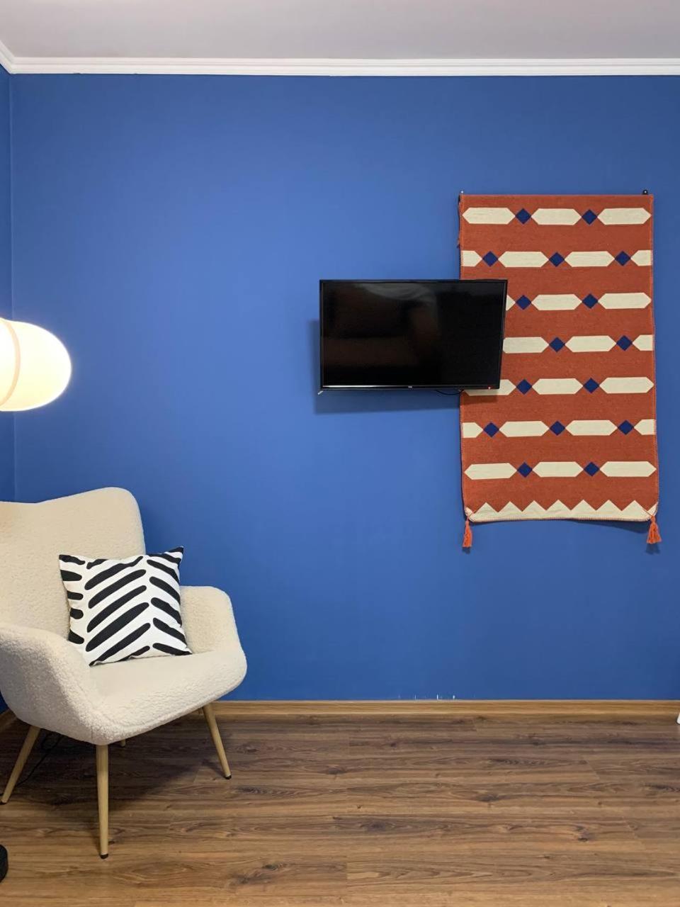 яскраві сучасні для молодих та активних Apartment Mukatschewo
